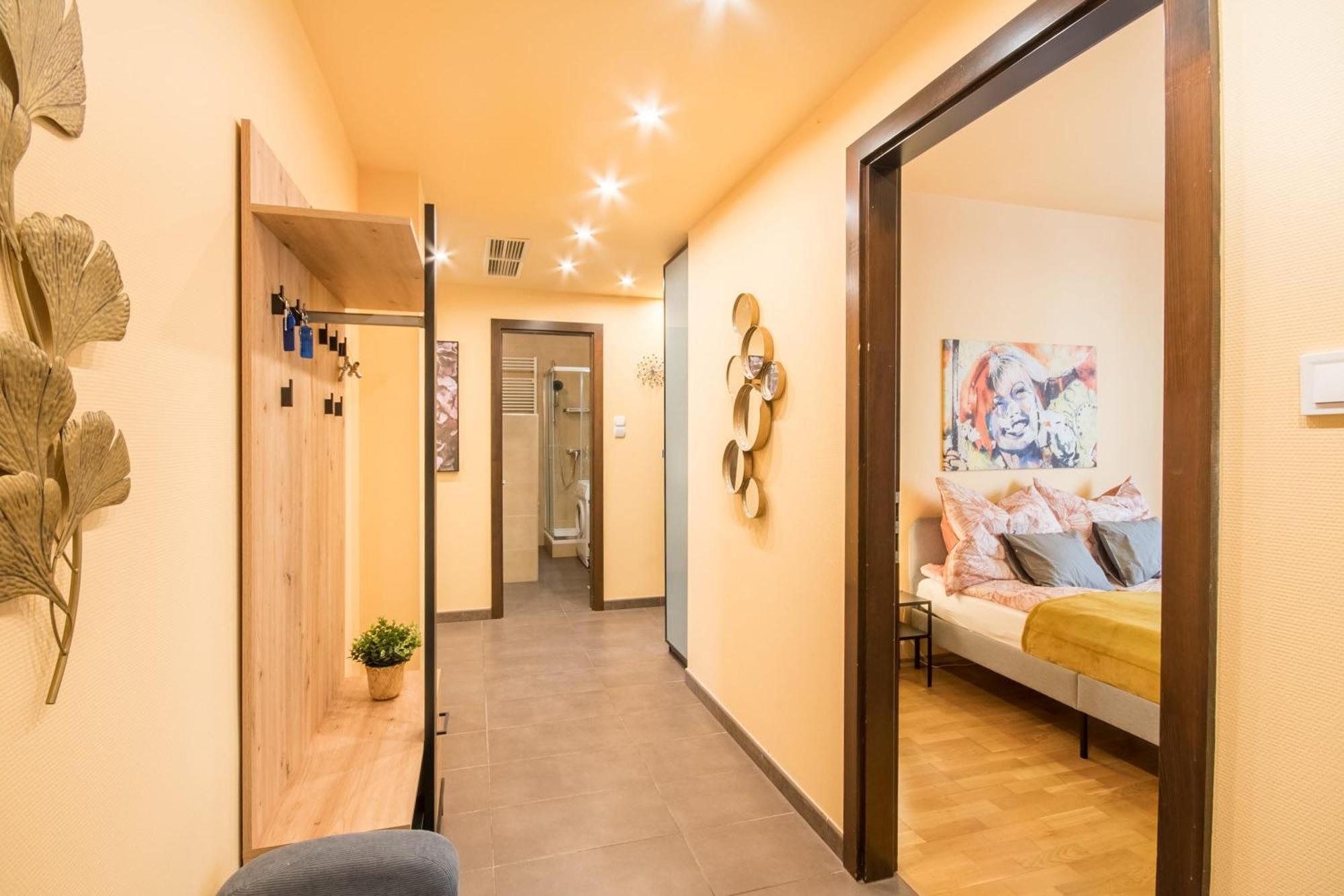 Very Central - Large - Balcony - Comfy Apartment Budapest Exterior photo